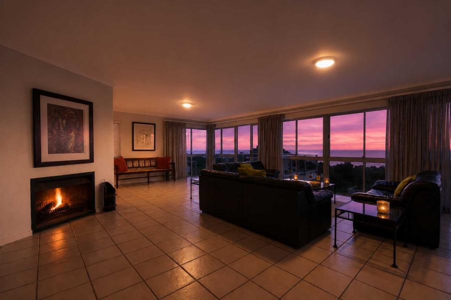 4 Bedroom Property for Sale in Voelklip Western Cape